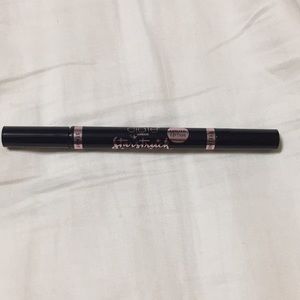 Star struck eyeliner